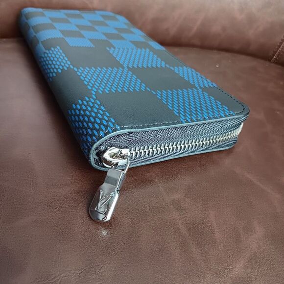 New LOUIS VUITTON Blue Damier Infini Leather 3D Zippy Vertical Wallet Full Set - Picture 3 of 9